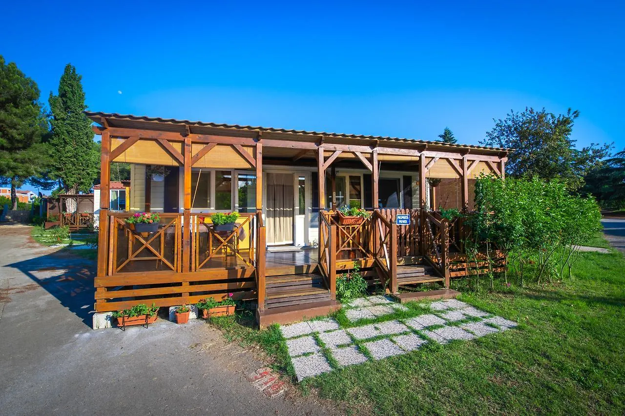 Camping Media Mobile Homes In Brioni Sunny Camping Πούλα Πάρκο διακοπών