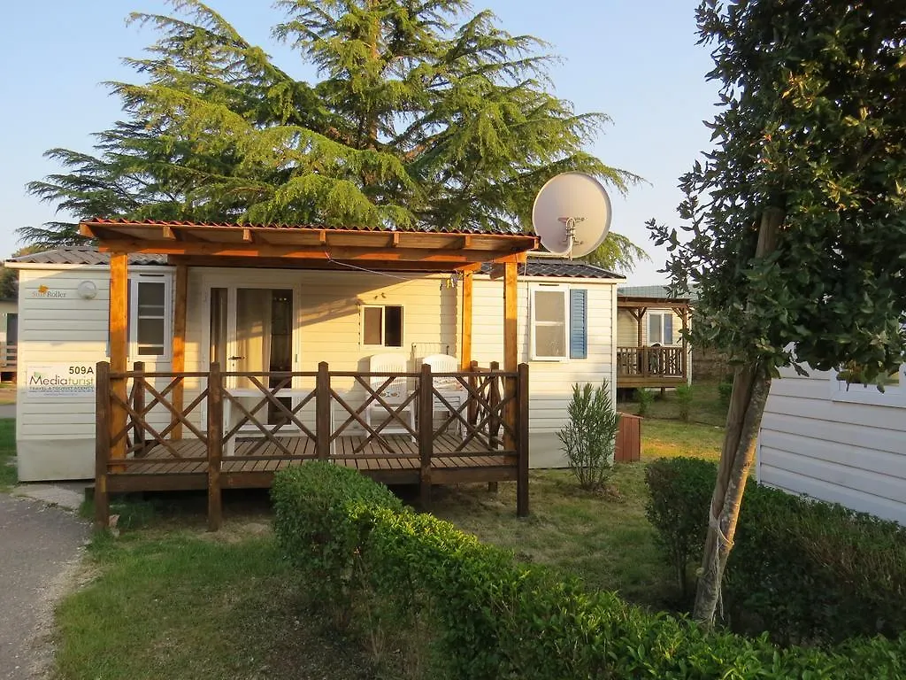 Camping Media Mobile Homes In Brioni Sunny Camping PUY 홀리데이파크