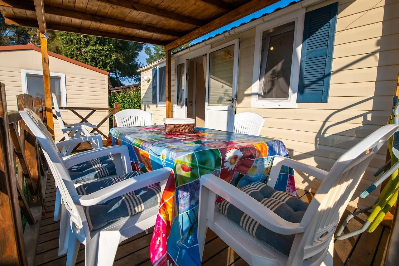 홀리데이파크 Camping Media Mobile Homes In Brioni Sunny Camping PUY