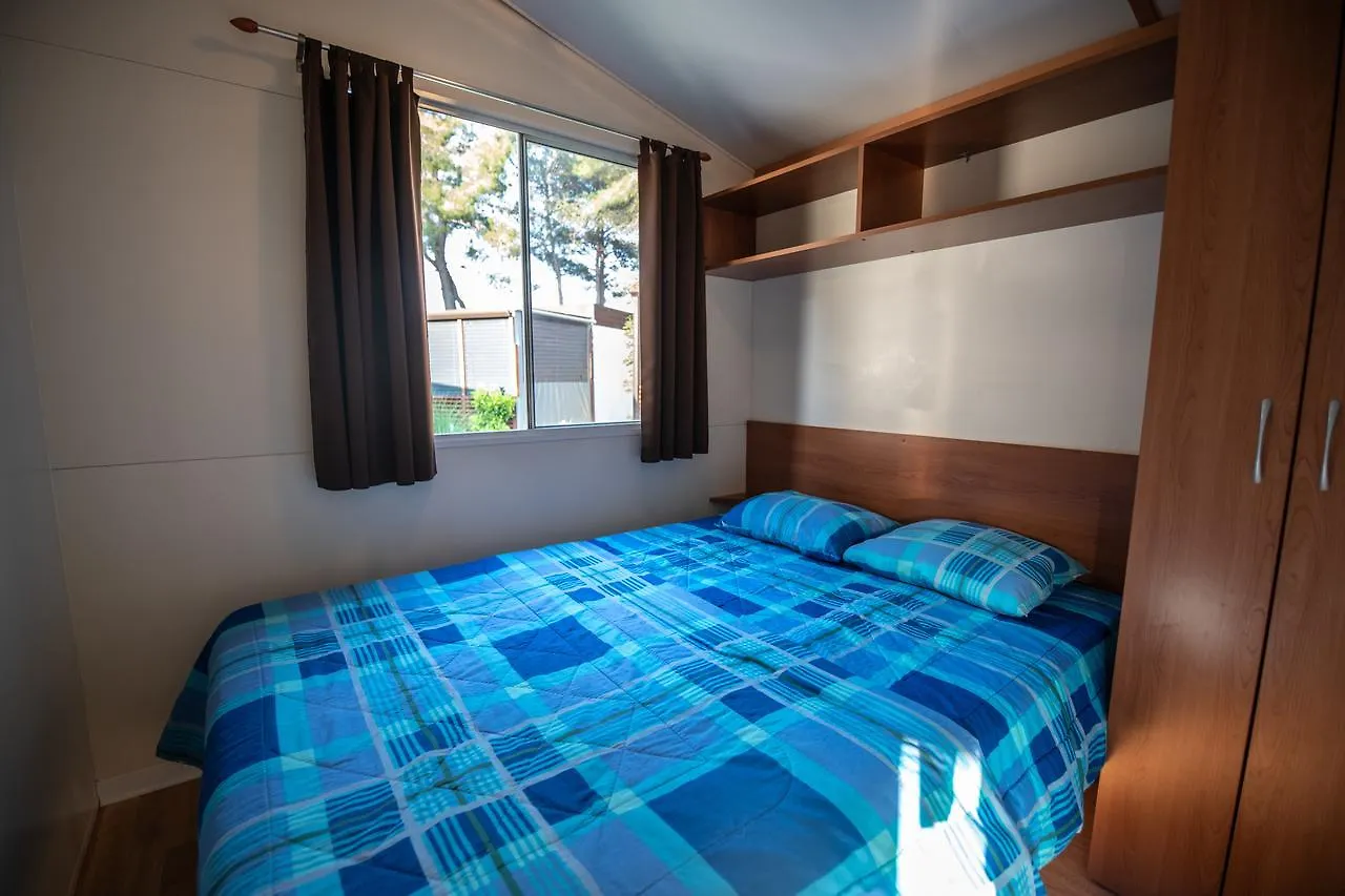 Camping Media Mobile Homes In Brioni Sunny Camping PUY 2*,