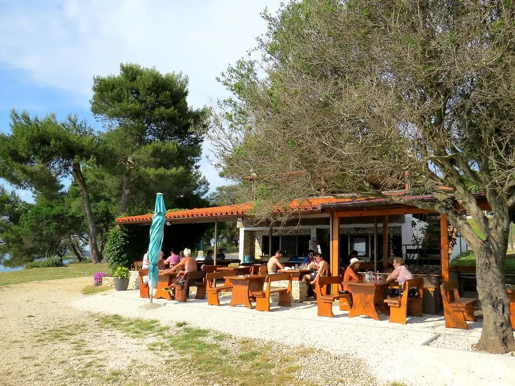 Camping Media Mobile Homes In Brioni Sunny Camping Pula Holiday park